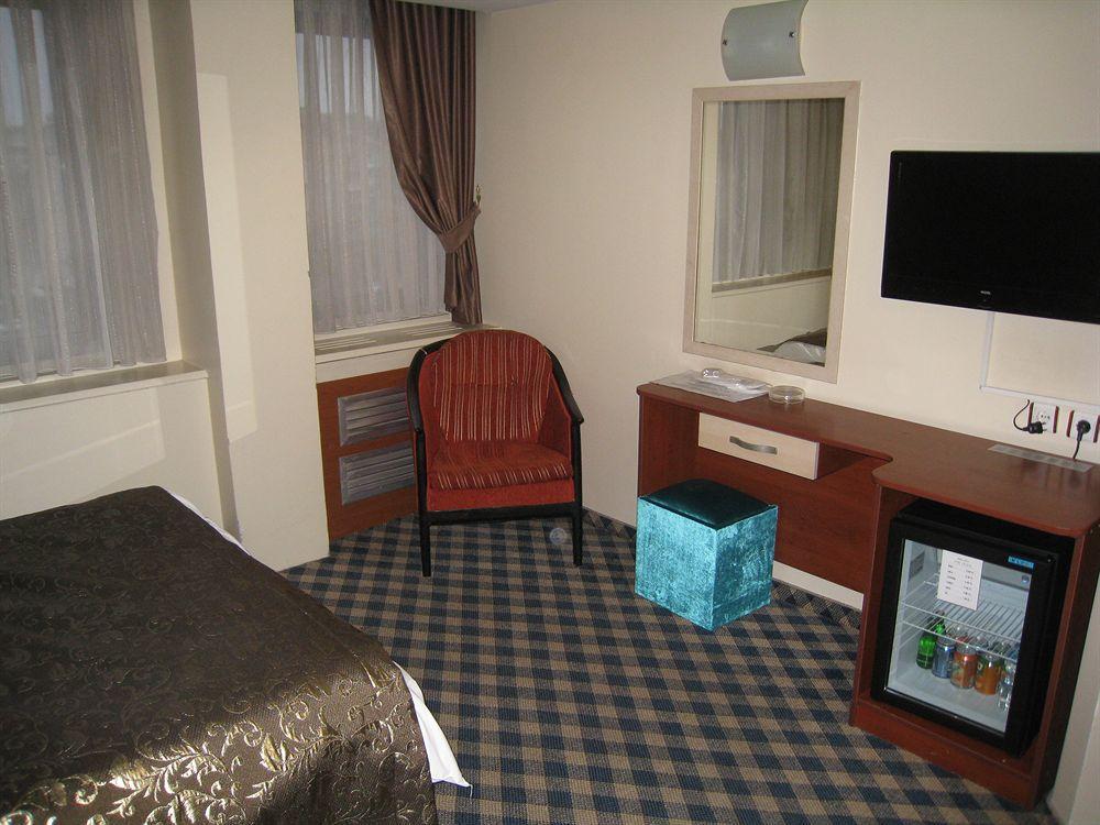 City Hotel Istanbul Exterior photo