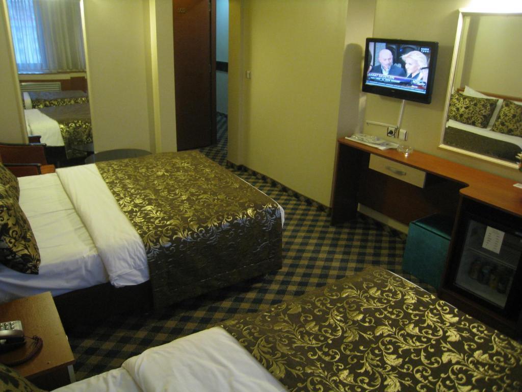 City Hotel Istanbul Room photo