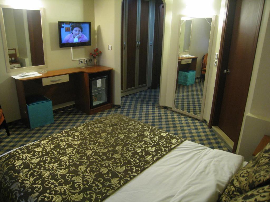 City Hotel Istanbul Room photo