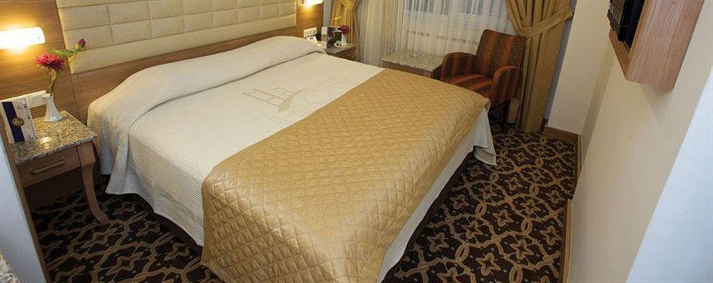 City Hotel Istanbul Exterior photo